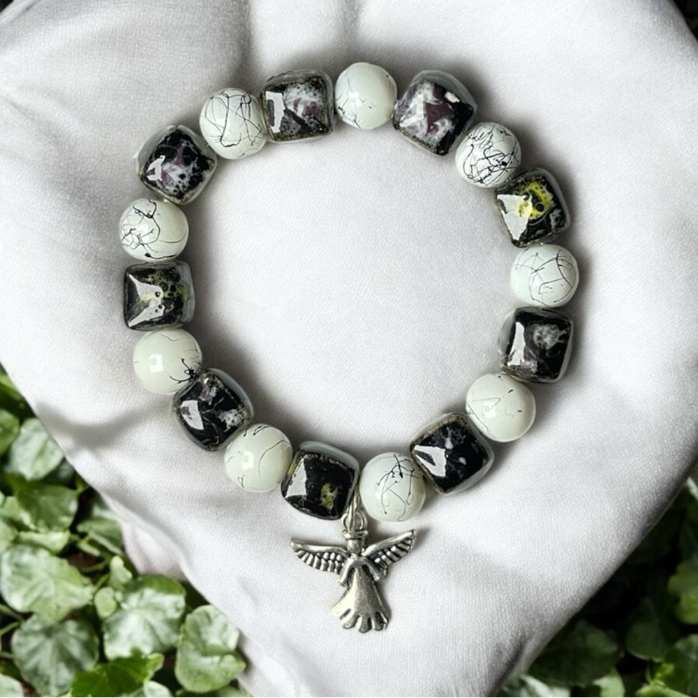 Artisan Glass Beaded Bracelet
